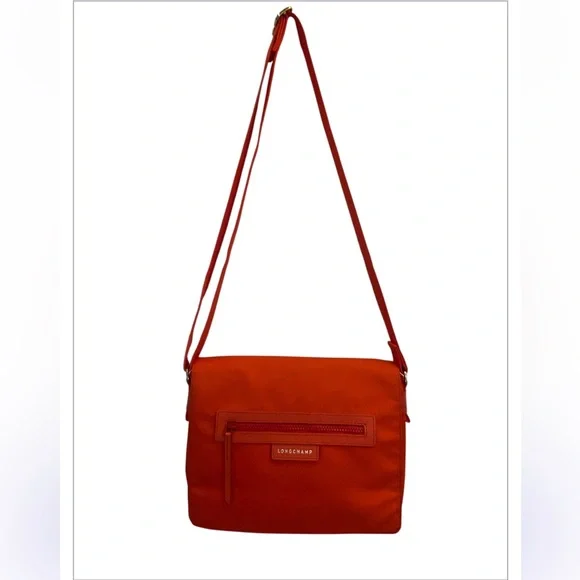 Longchamp Le Pliage Messenger Bag Crossbody Bag in Orange - Picture 2 of 13